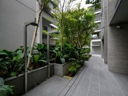 10 Evelyn (D11), Apartment #581305311